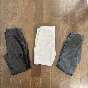 Women small and medium yoga pants / fitness pants leggings dark Heather gray